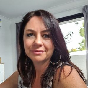 Meet your Posher, Lorin